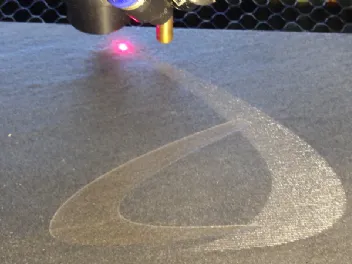 Machines de découpe laser Le placage